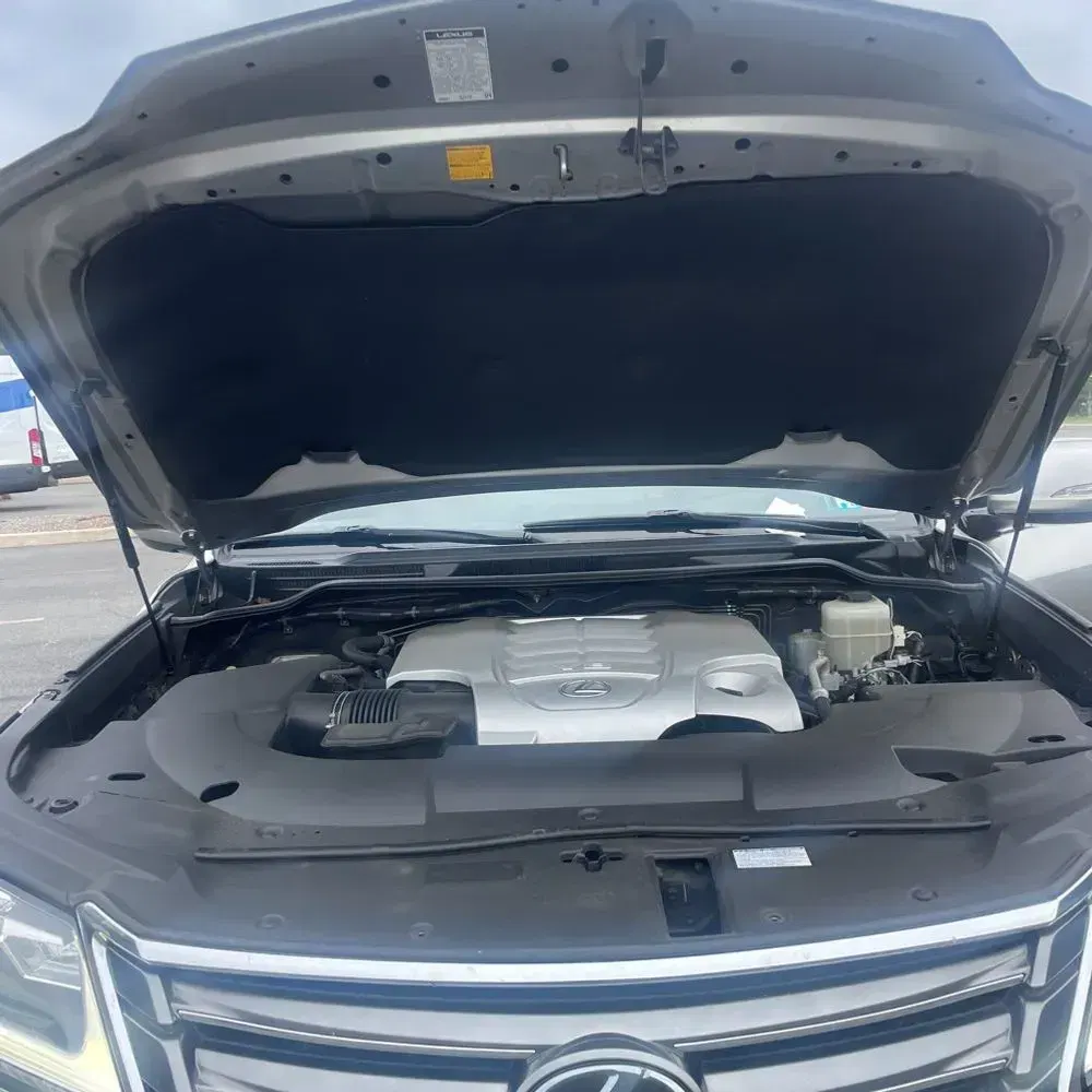 2017 Lexus LX 570 Base
