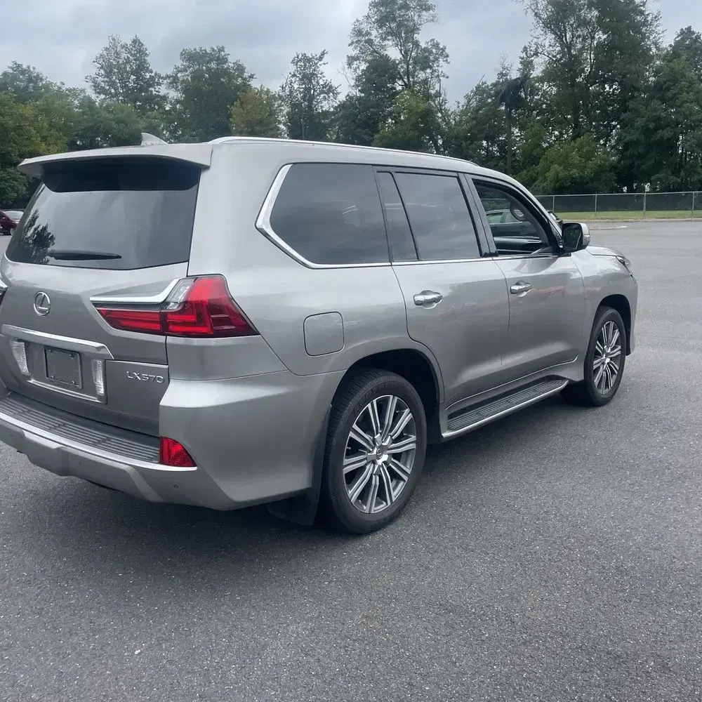 2017 Lexus LX 570 Base