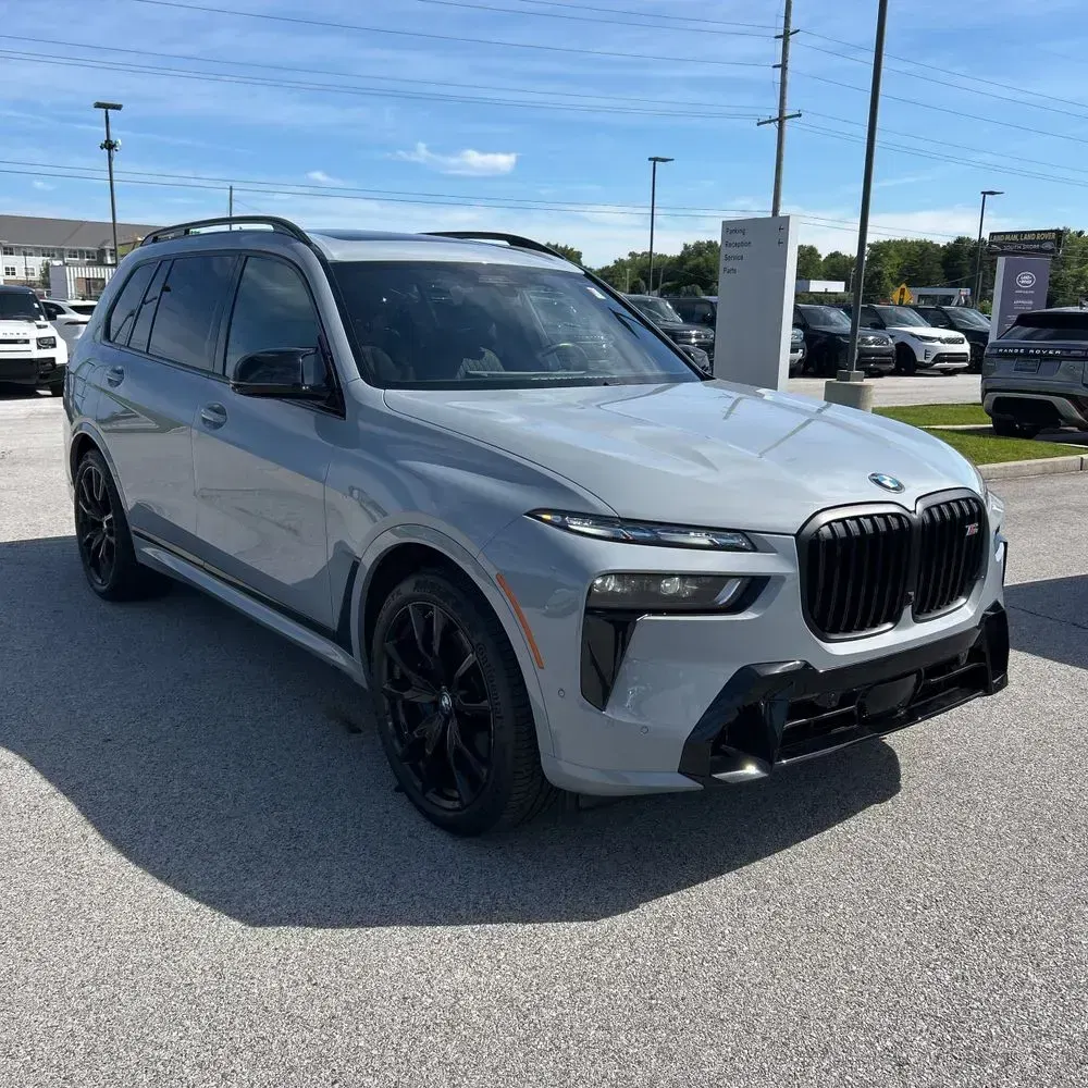 2024 BMW X7 M60i