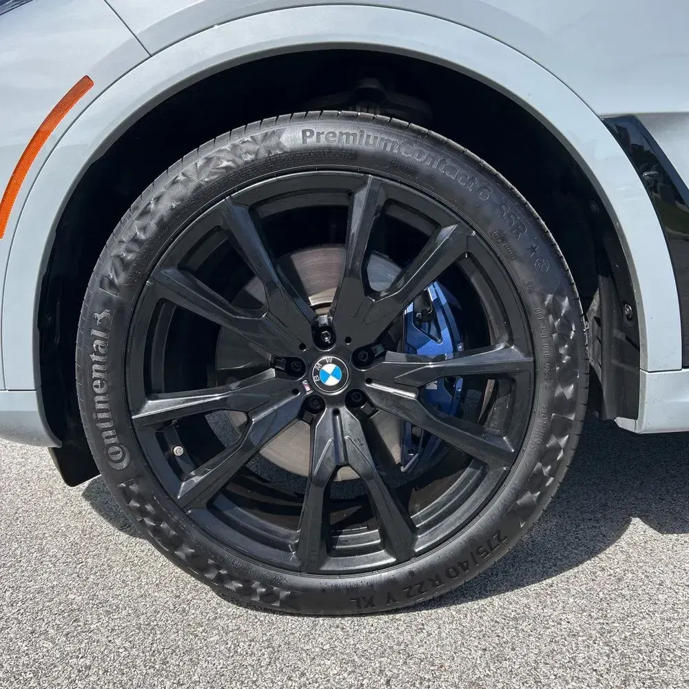 2024 BMW X7 M60i