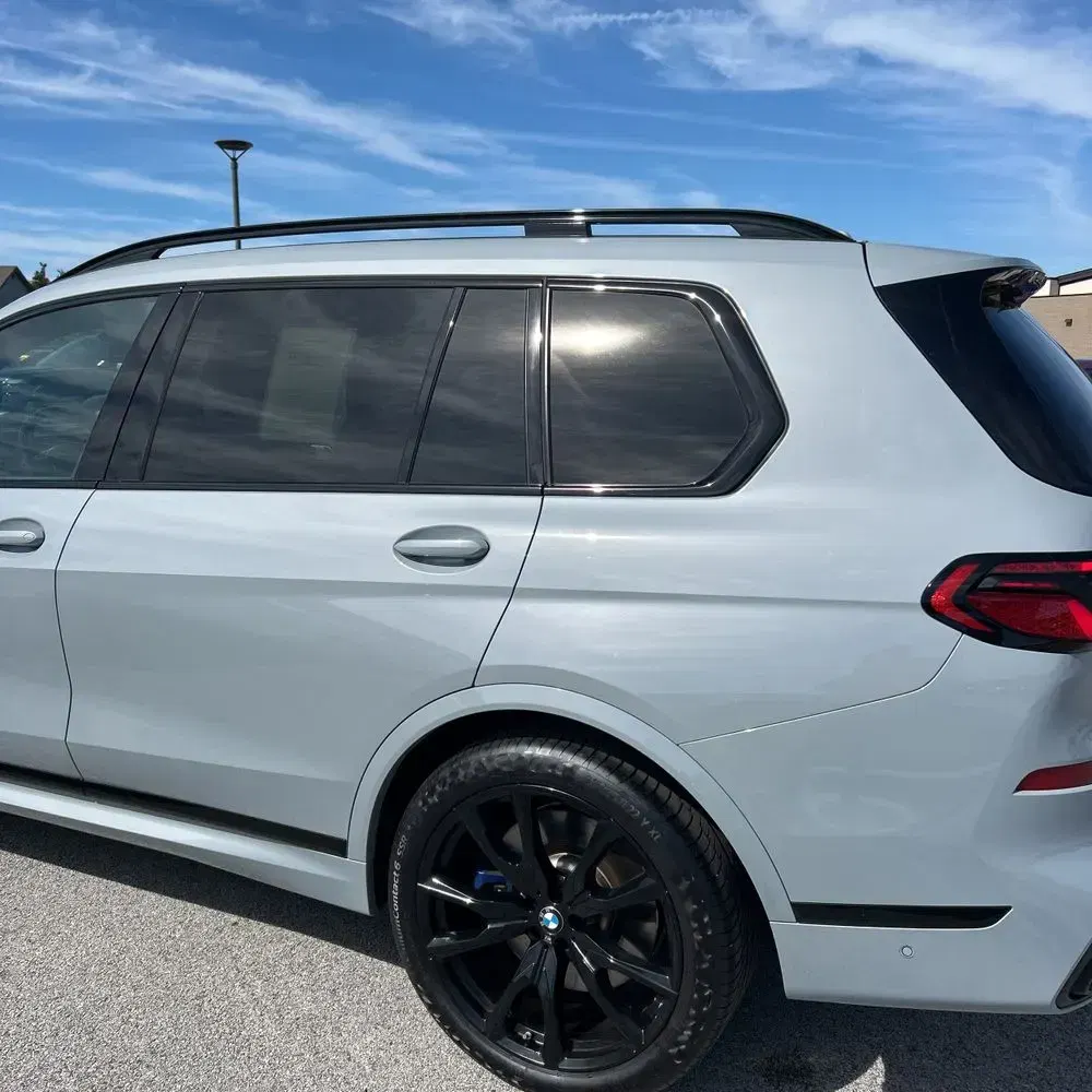 2024 BMW X7 M60i