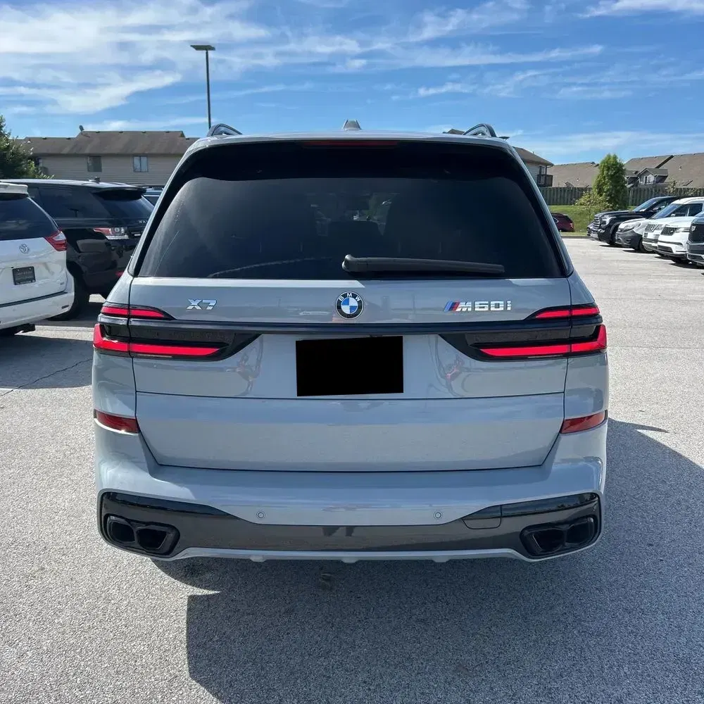 2024 BMW X7 M60i