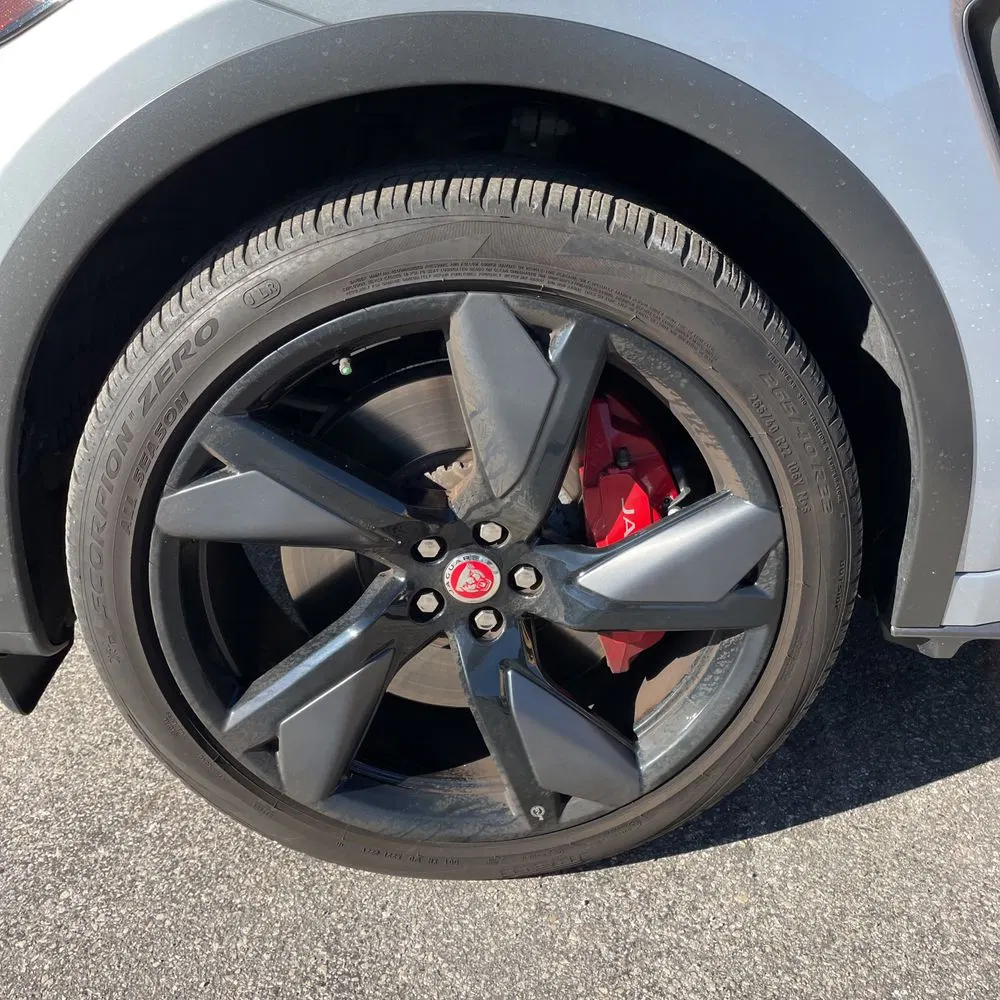 2021 Jaguar F-Pace SVR