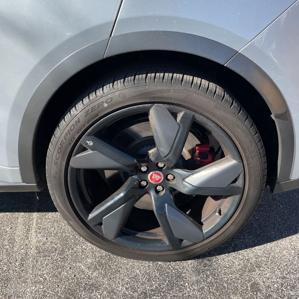 2021 Jaguar F-Pace SVR