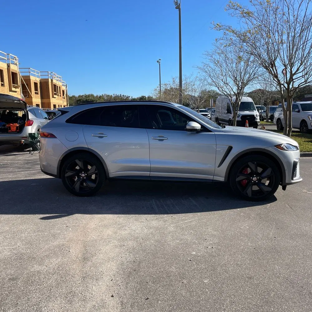 2021 Jaguar F-Pace SVR
