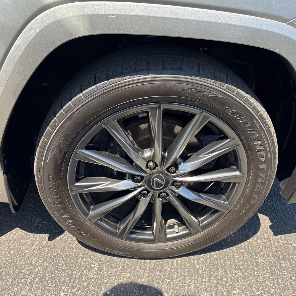 2023 Lexus LX 600 F SPORT Handling