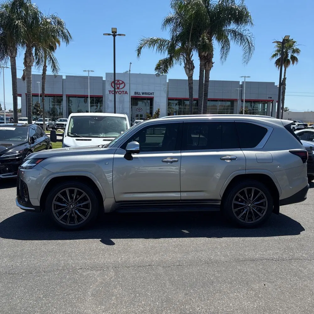 2023 Lexus LX 600 F SPORT Handling