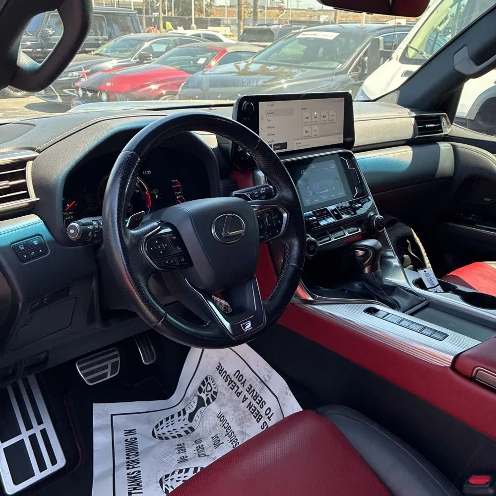 2023 Lexus LX 600 F SPORT Handling
