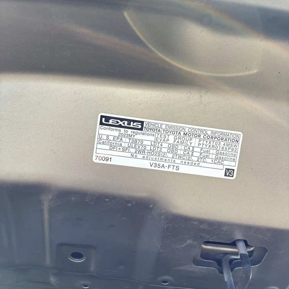 2023 Lexus LX 600 F SPORT Handling