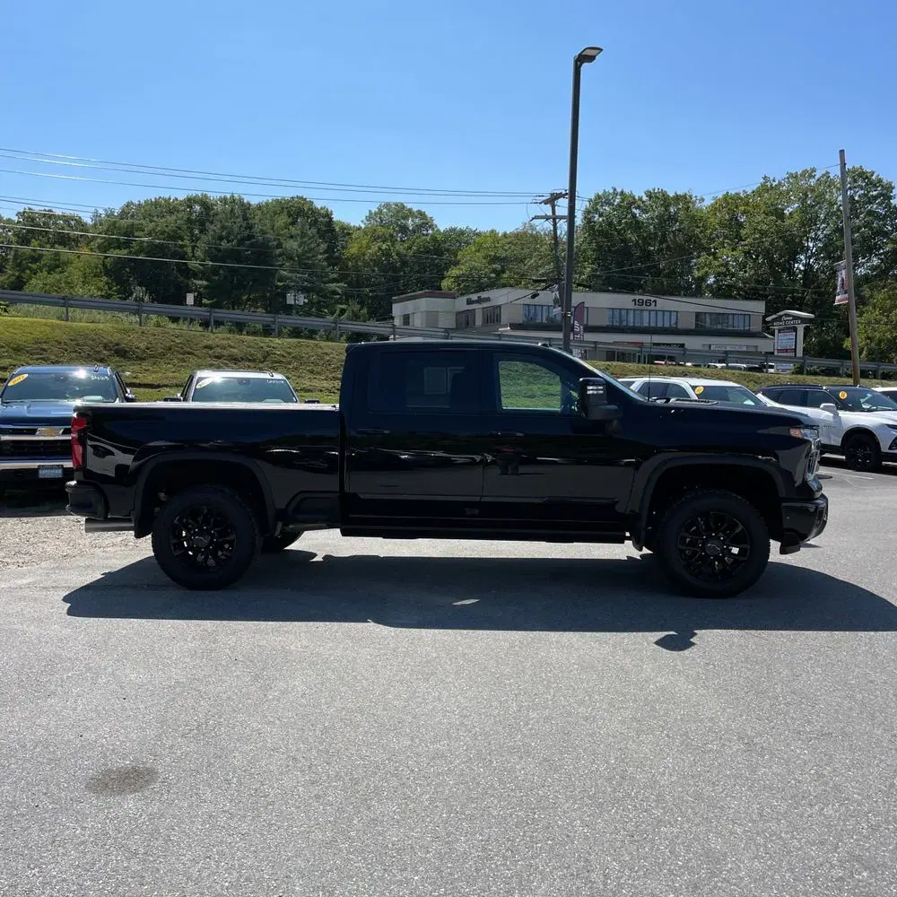 2025 Chevrolet Silverado 3500HD High Country