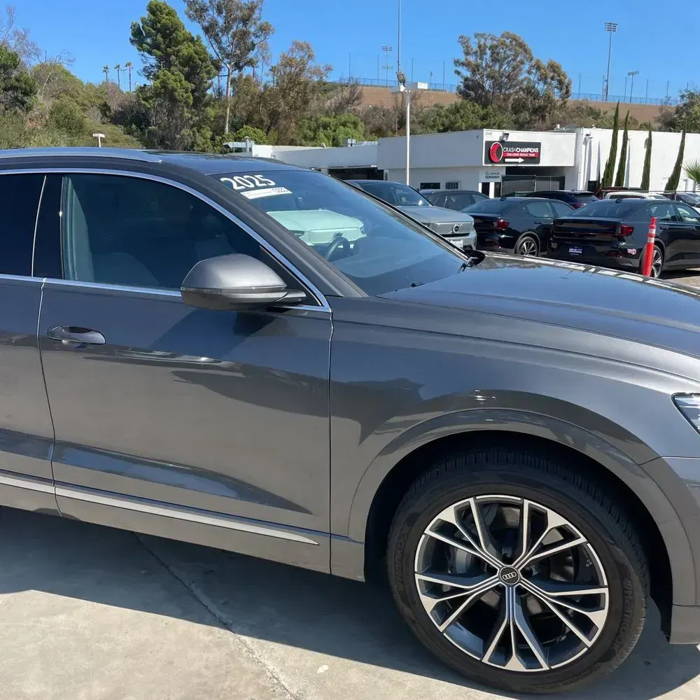 2025 Audi Q8 Premium 55