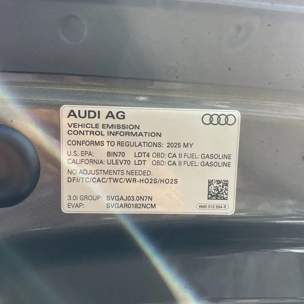 2025 Audi Q8 Premium 55