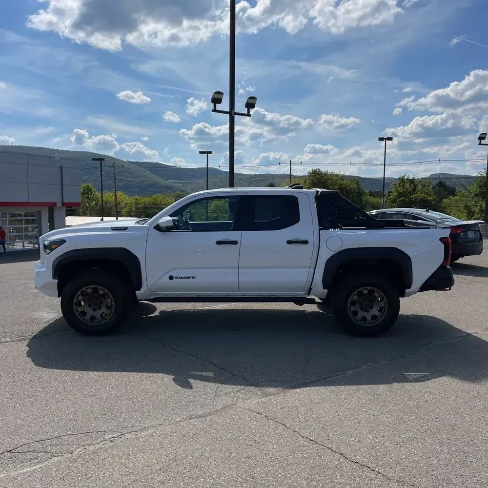 2025 Toyota Tacoma Trailhunter HV