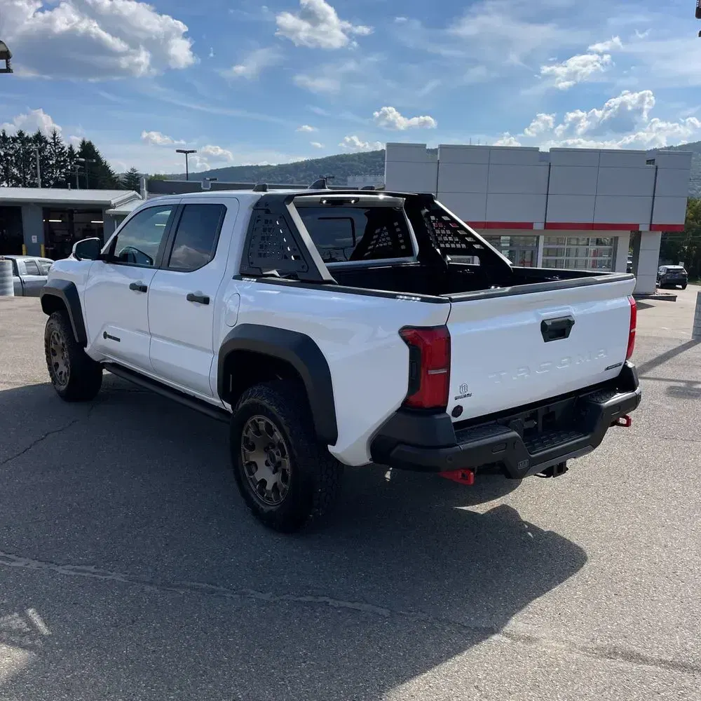 2025 Toyota Tacoma Trailhunter HV