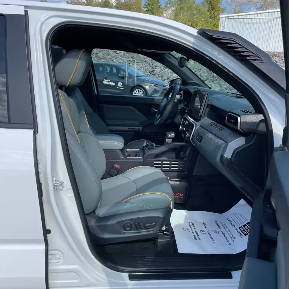 2025 Toyota Tacoma Trailhunter HV