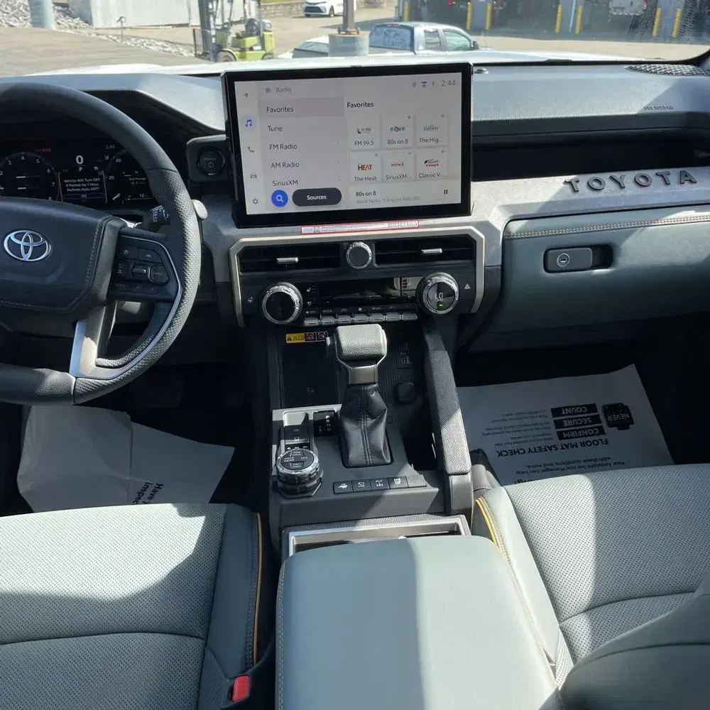 2025 Toyota Tacoma Trailhunter HV