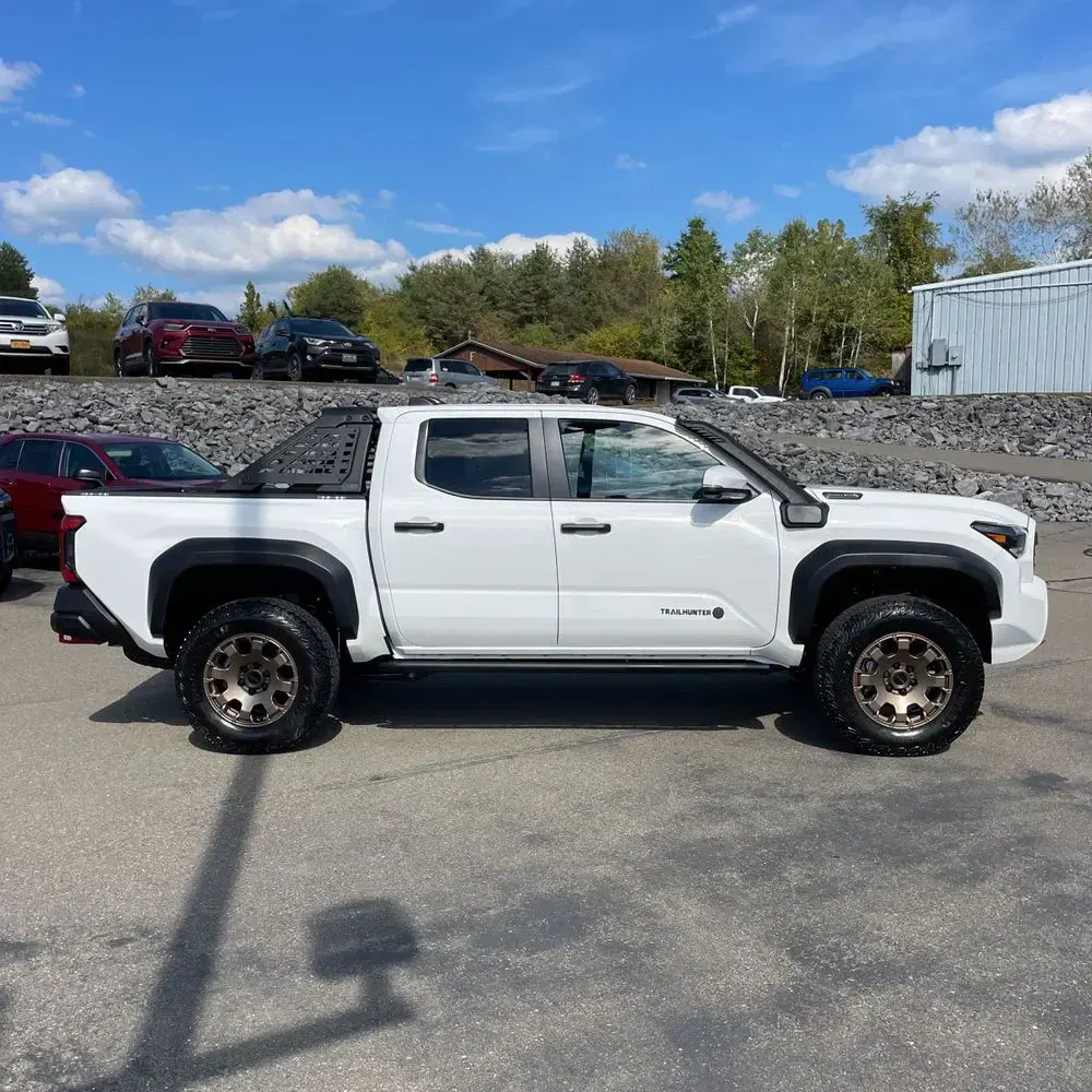 2025 Toyota Tacoma Trailhunter HV