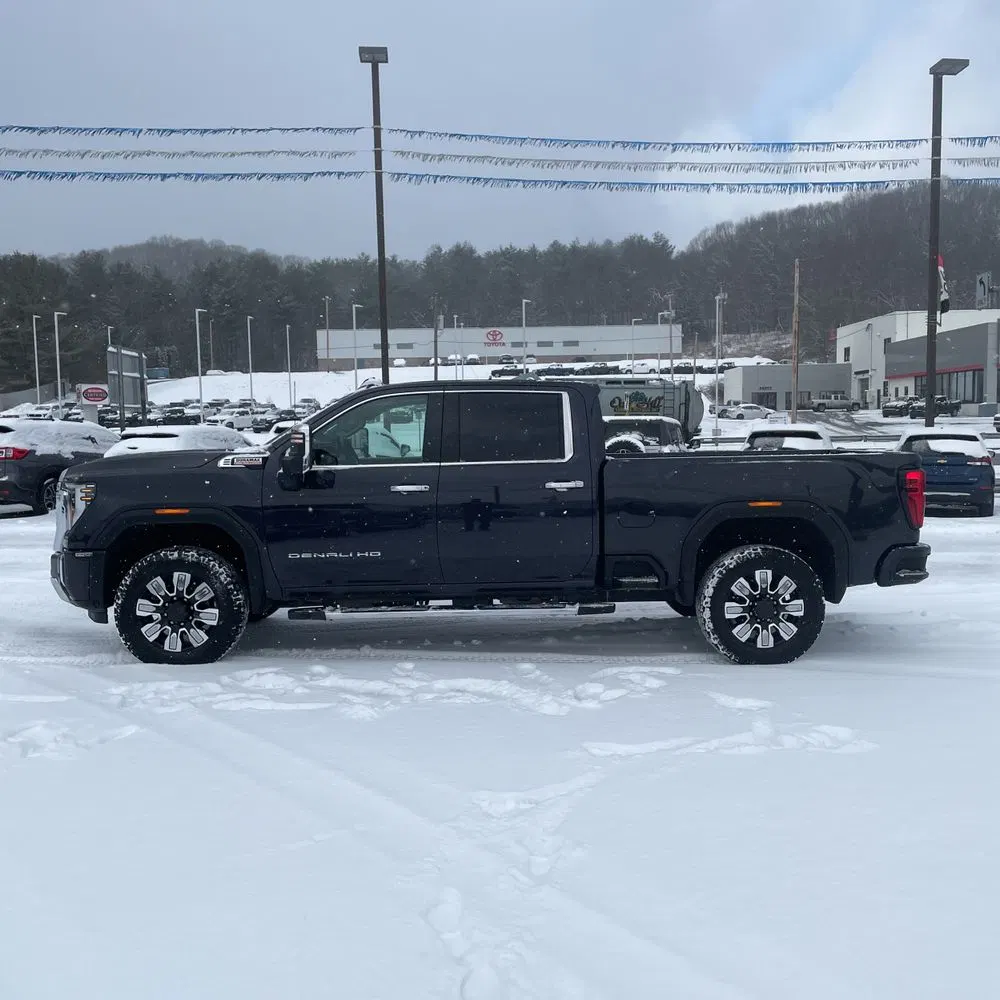 2024 GMC Sierra 2500HD Denali