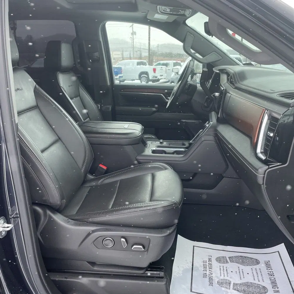 2024 GMC Sierra 2500HD Denali