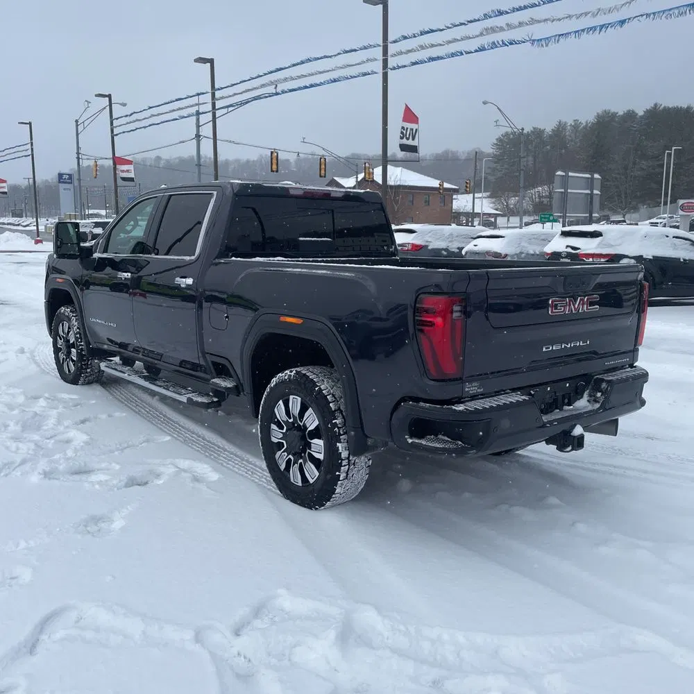 2024 GMC Sierra 2500HD Denali