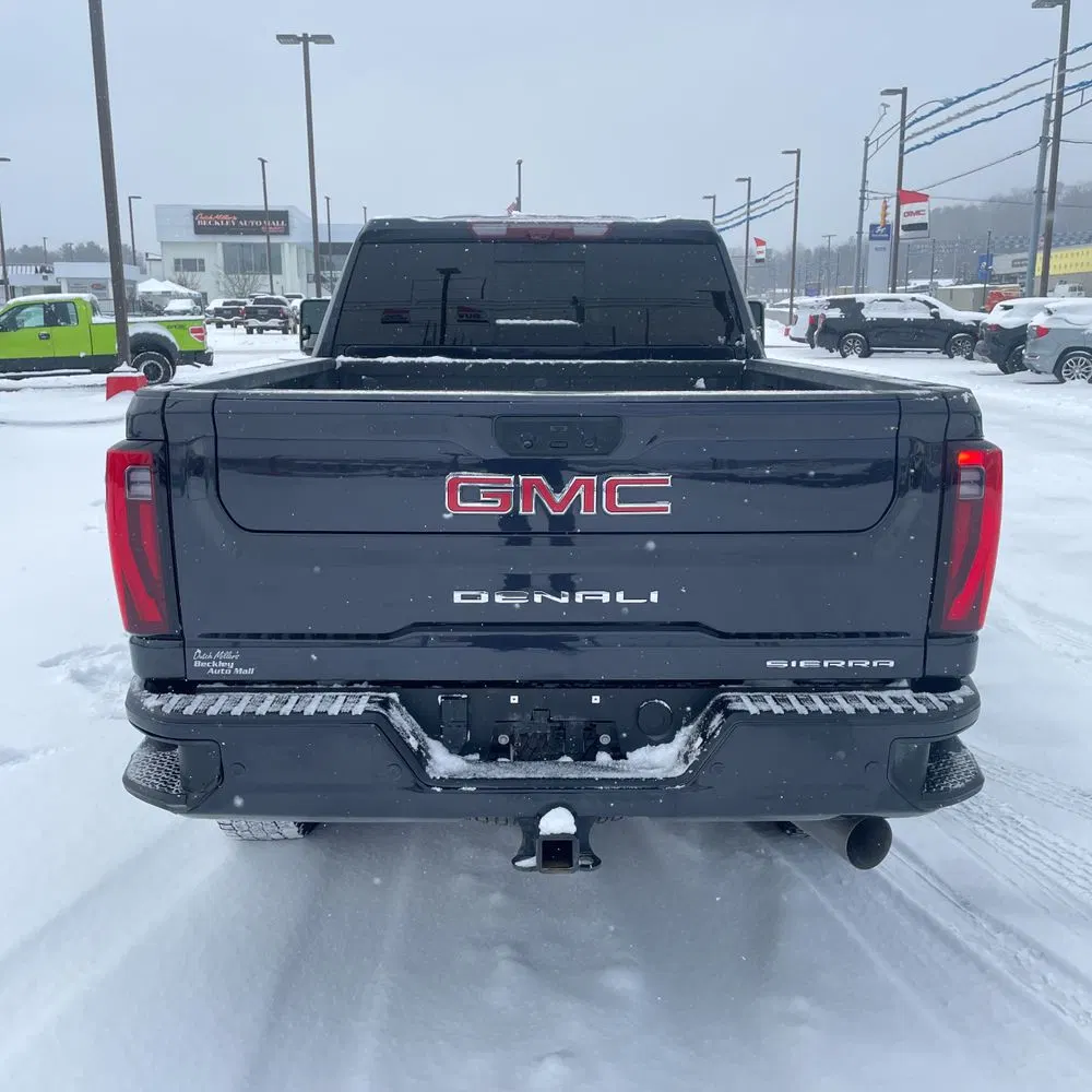 2024 GMC Sierra 2500HD Denali