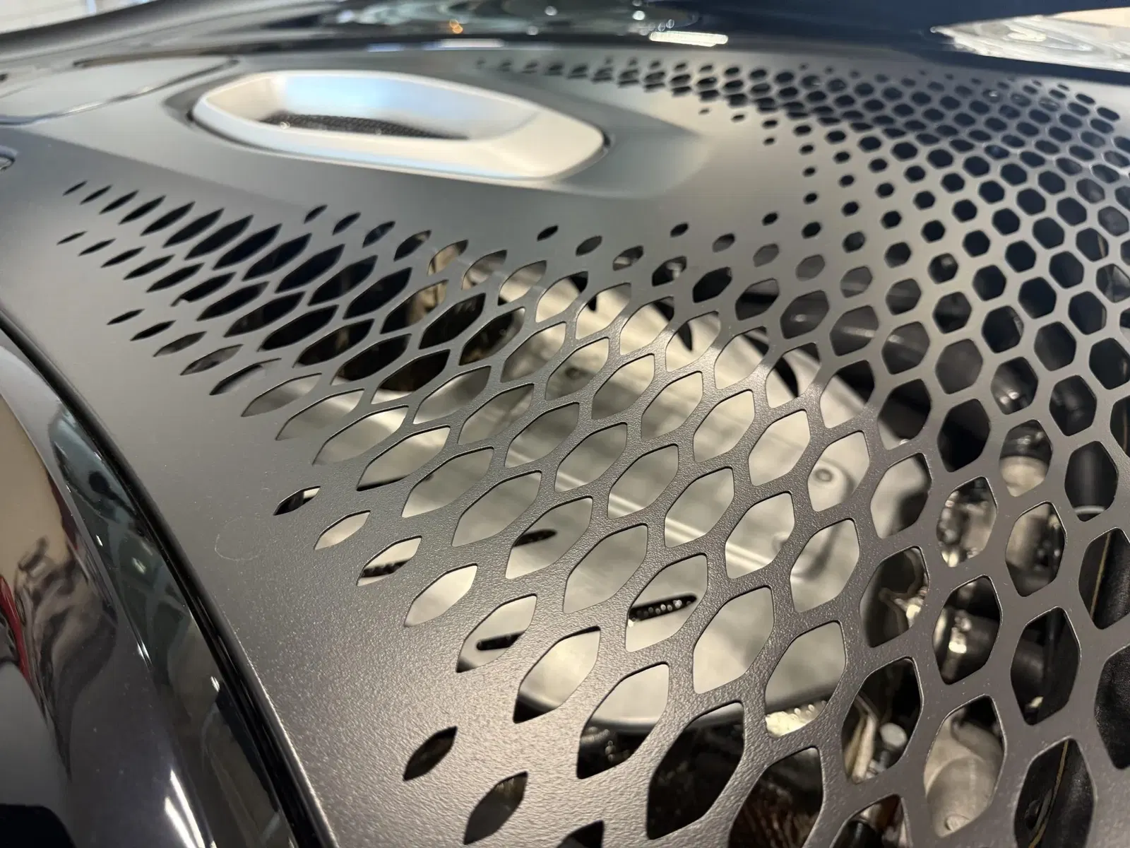 2024 McLaren Artura