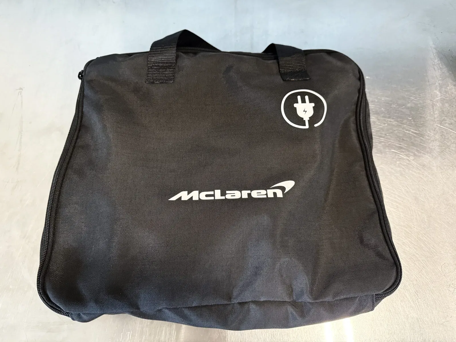 2024 McLaren Artura
