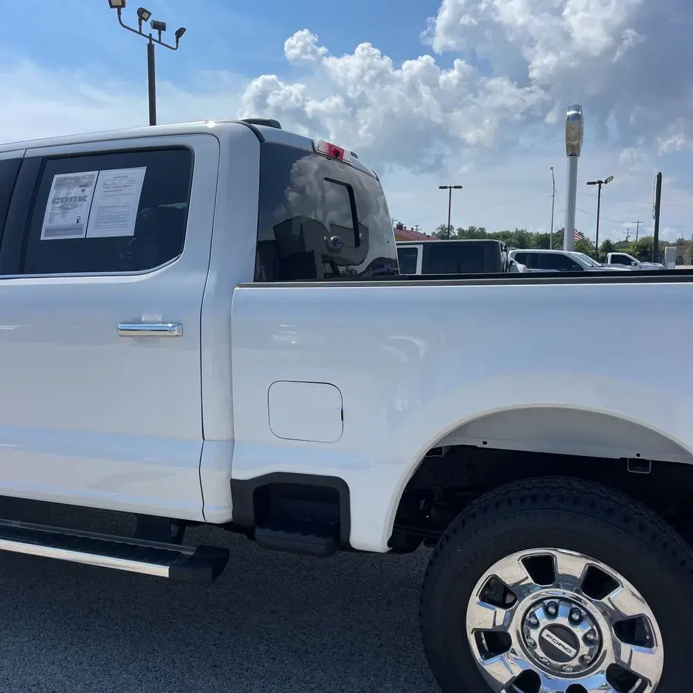 2025 Ford F-250 Super Duty Lariat