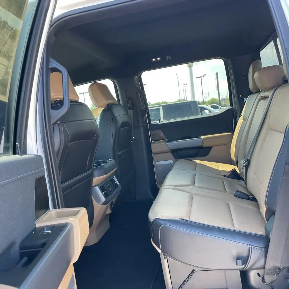 2025 Ford F-250 Super Duty Lariat