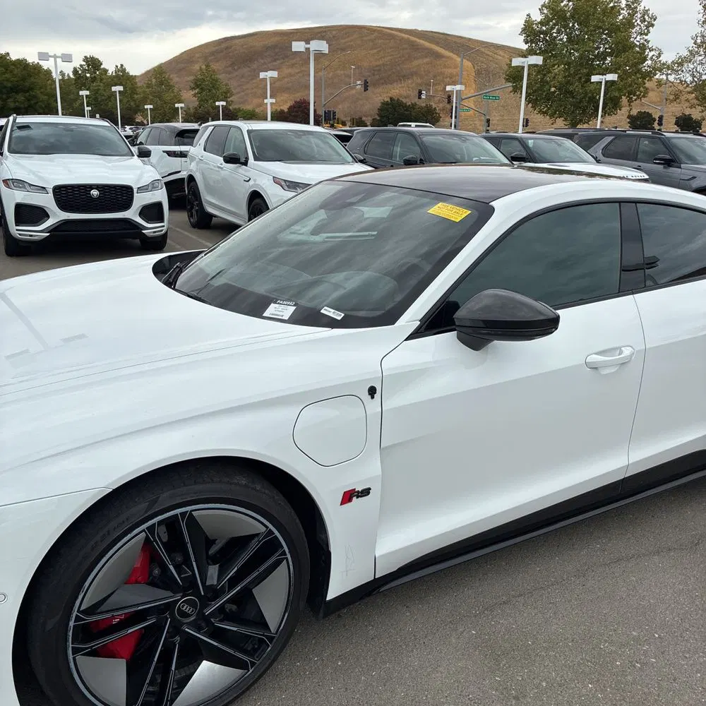 2022 Audi e-tron GT RS