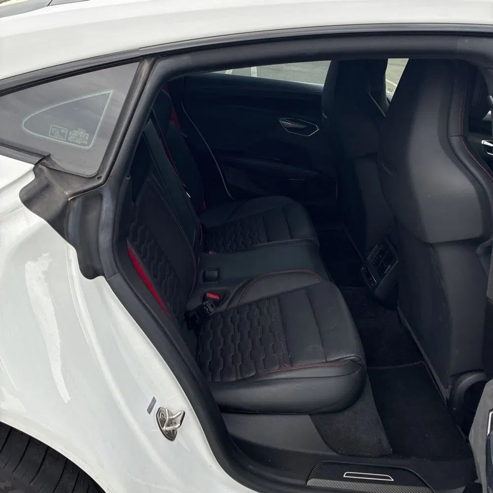 2022 Audi e-tron GT RS