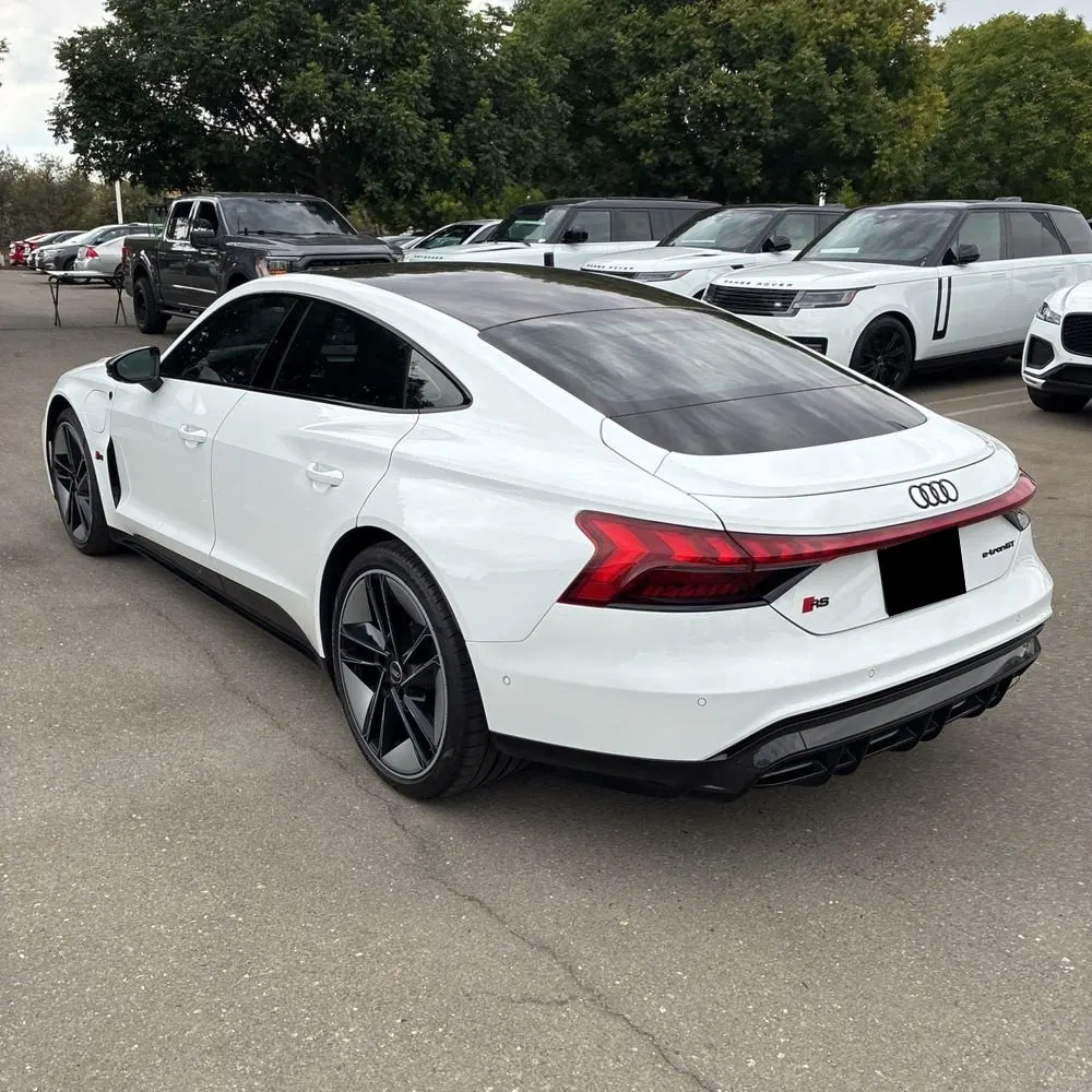 2022 Audi e-tron GT RS