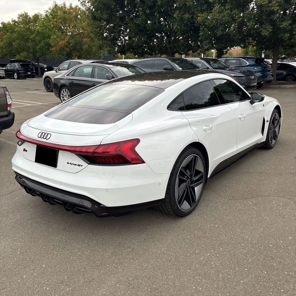2022 Audi e-tron GT RS