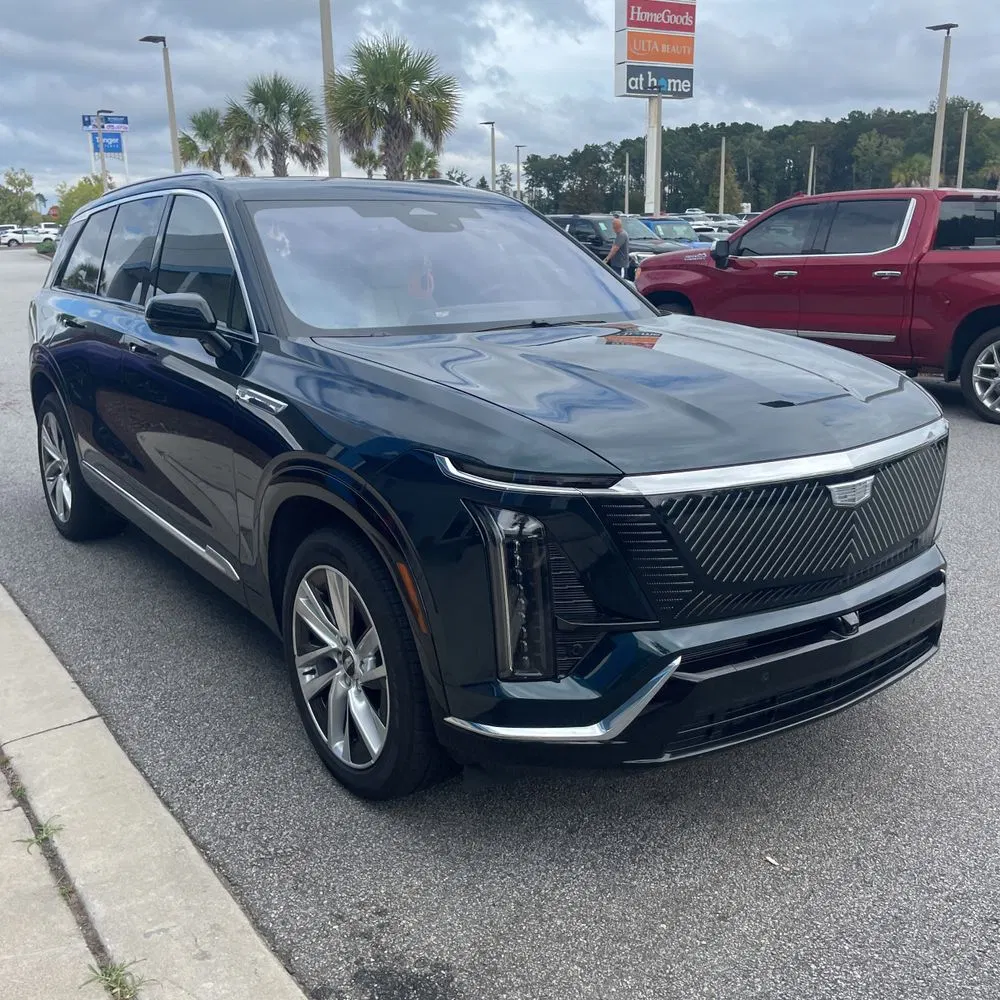 2026 Cadillac Vistiq Luxury