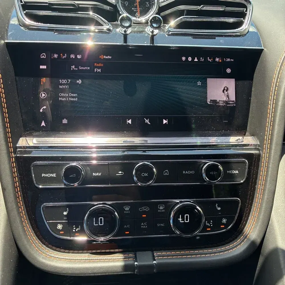 2023 Bentley Bentayga Base