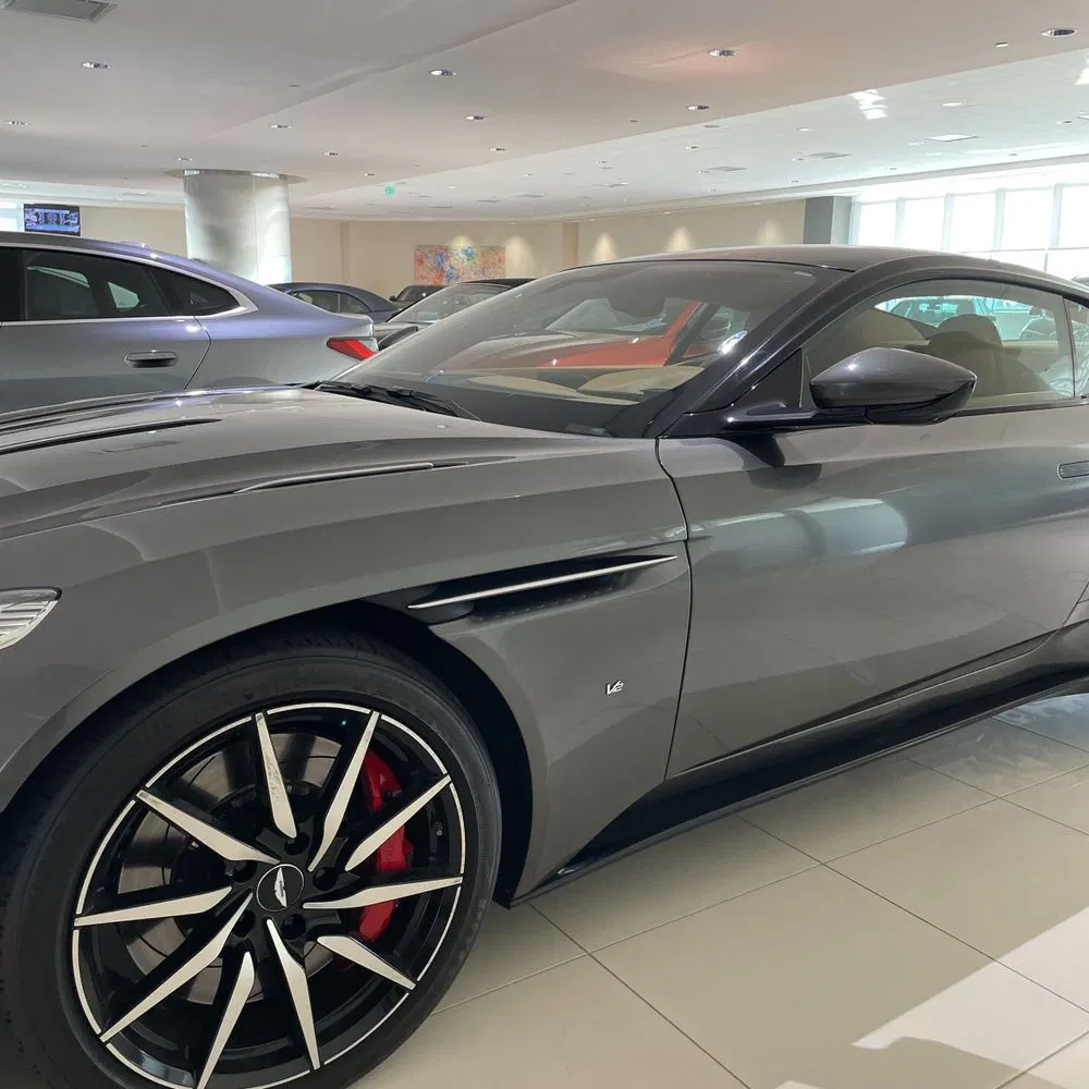 2017 Aston Martin DB11 Base