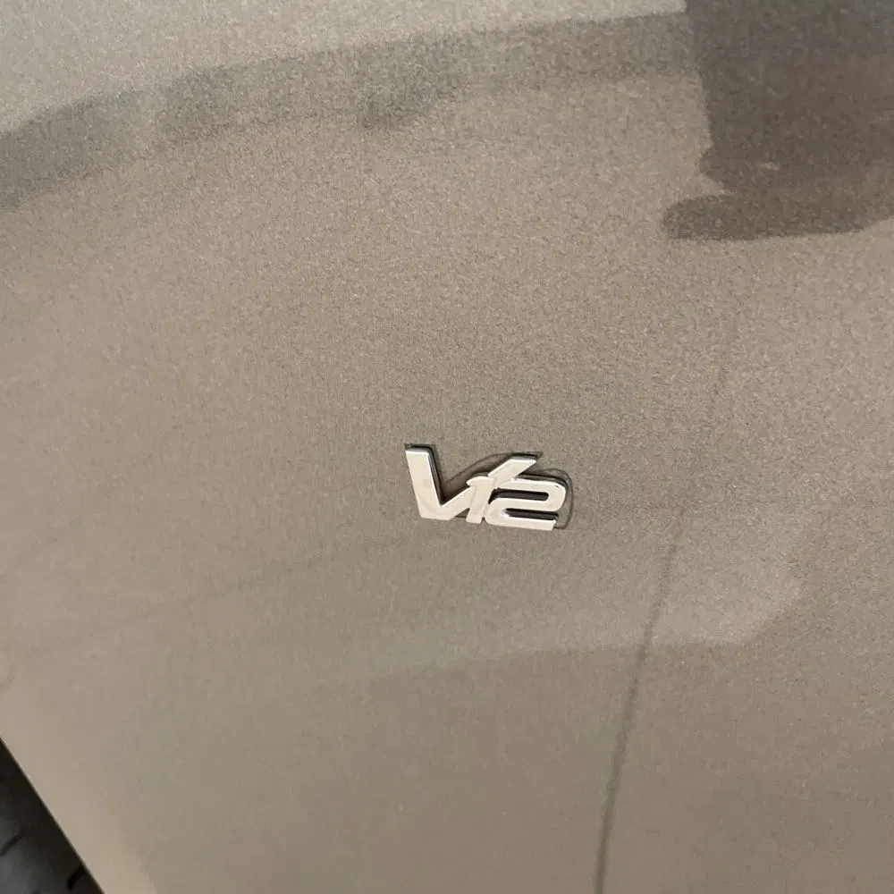 2017 Aston Martin DB11 Base
