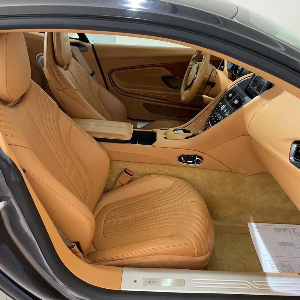 2017 Aston Martin DB11 Base