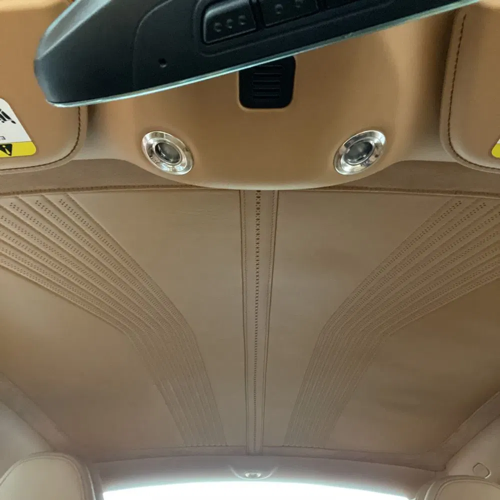 2017 Aston Martin DB11 Base