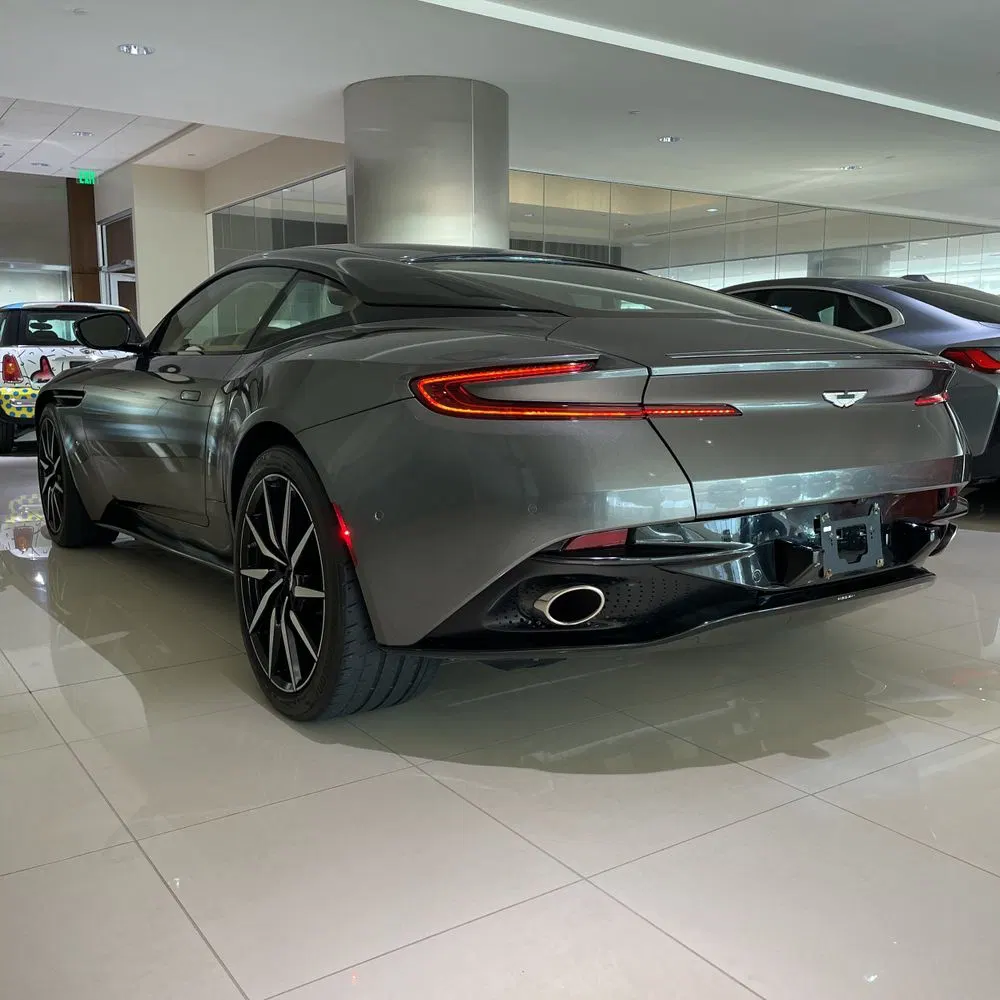 2017 Aston Martin DB11 Base