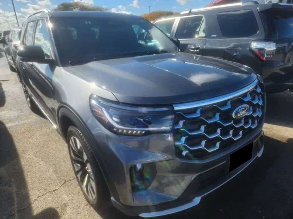2025 Ford Explorer Platinum