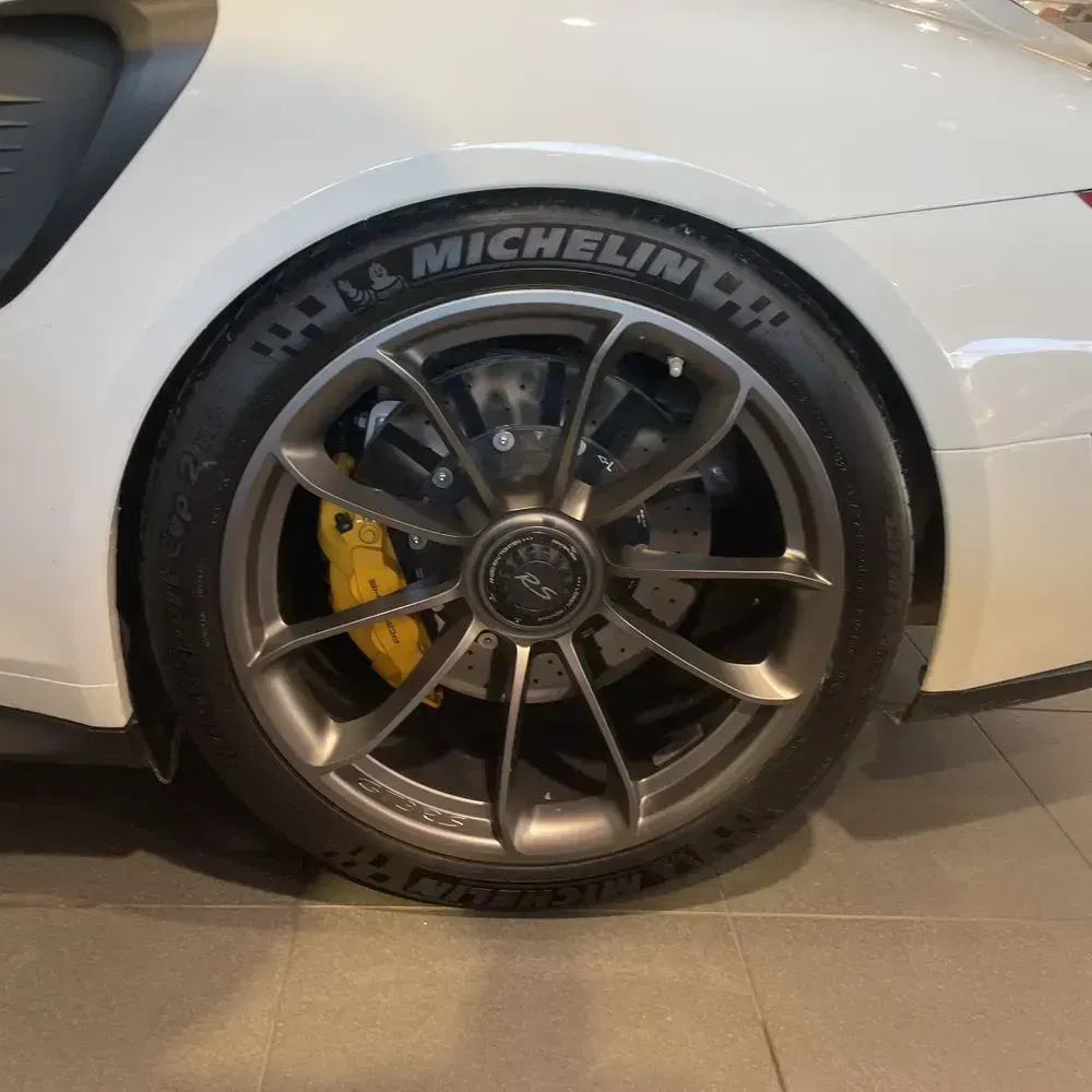 2019 Porsche 911 GT3 RS