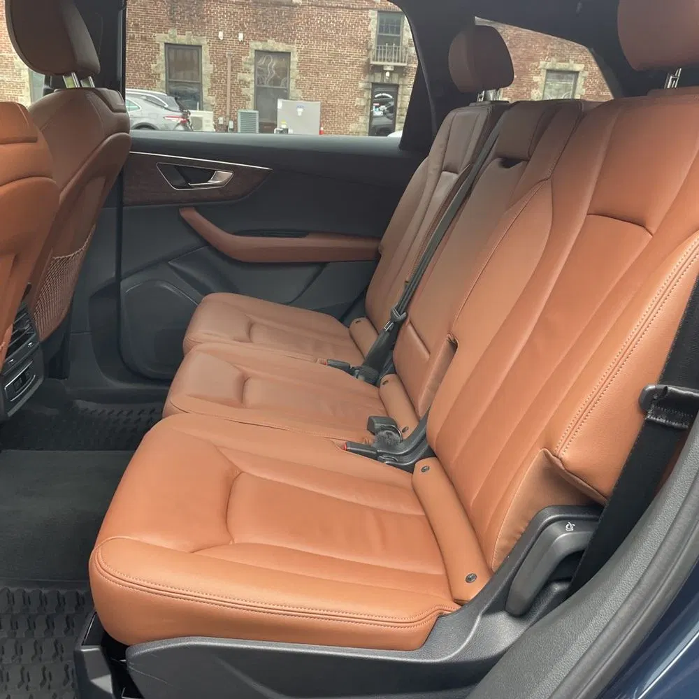 2025 Audi Q7 Premium 55
