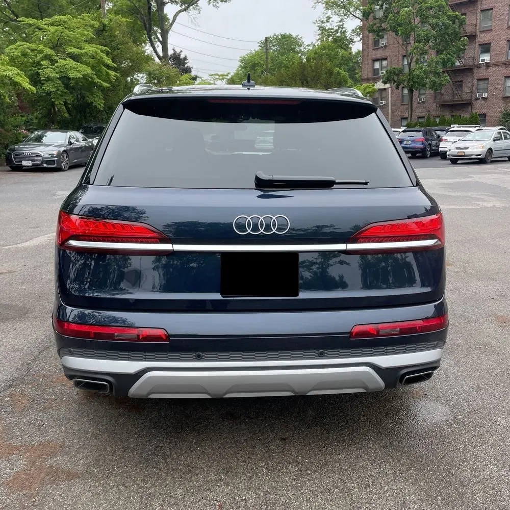 2025 Audi Q7 Premium 55