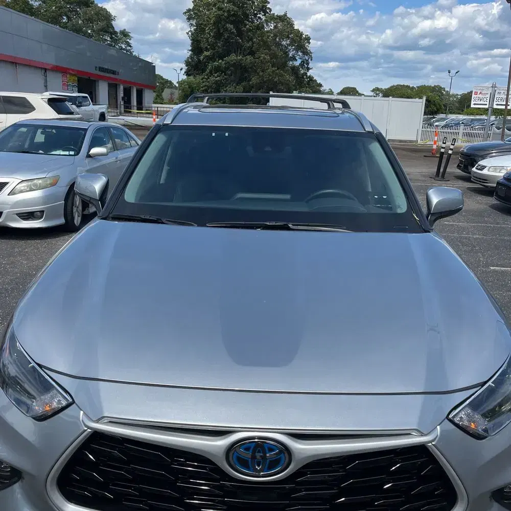2024 Toyota Highlander Hybrid XLE
