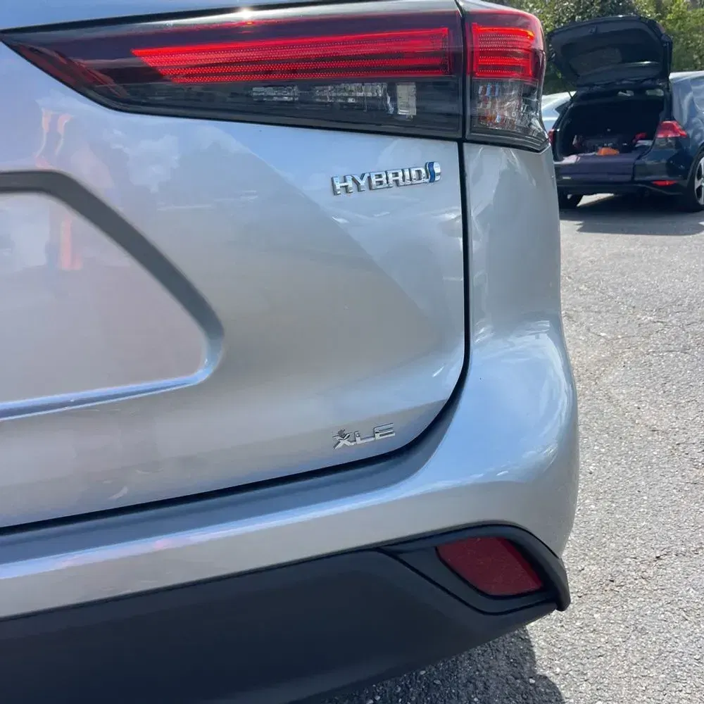 2024 Toyota Highlander Hybrid XLE