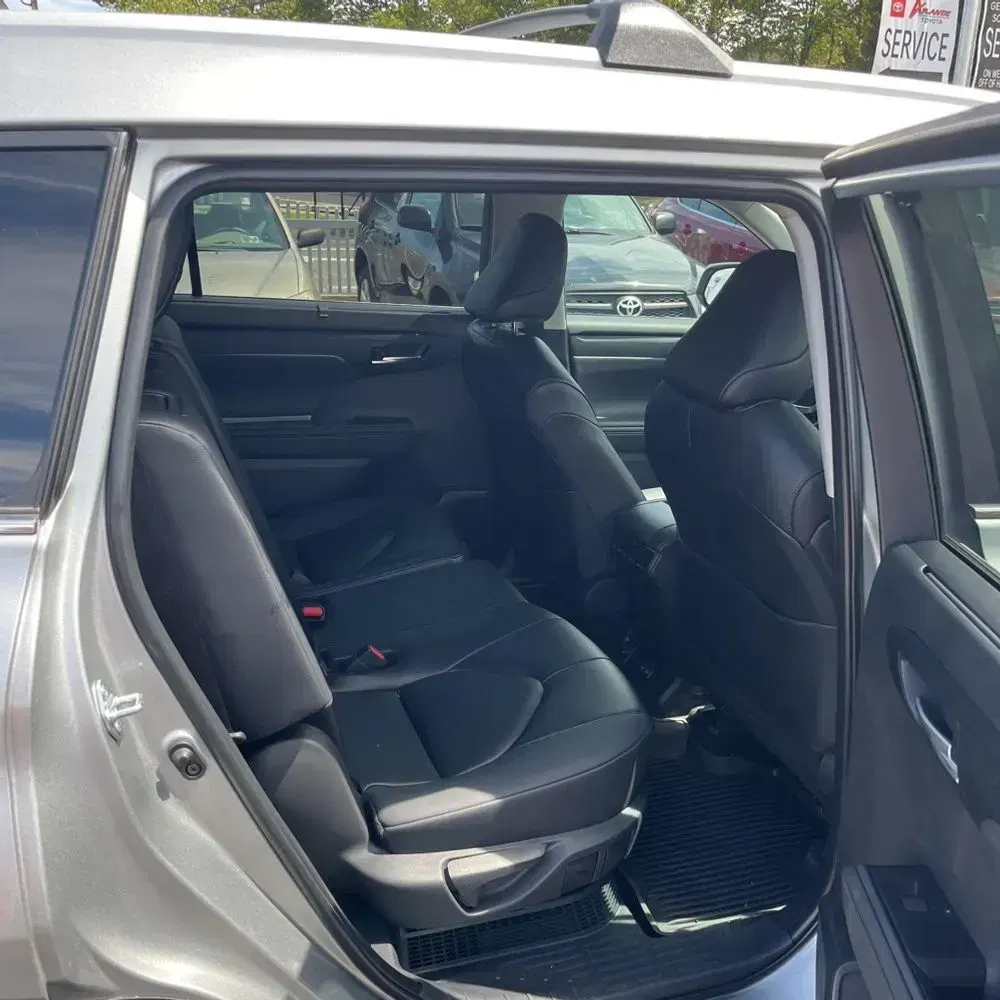 2024 Toyota Highlander Hybrid XLE