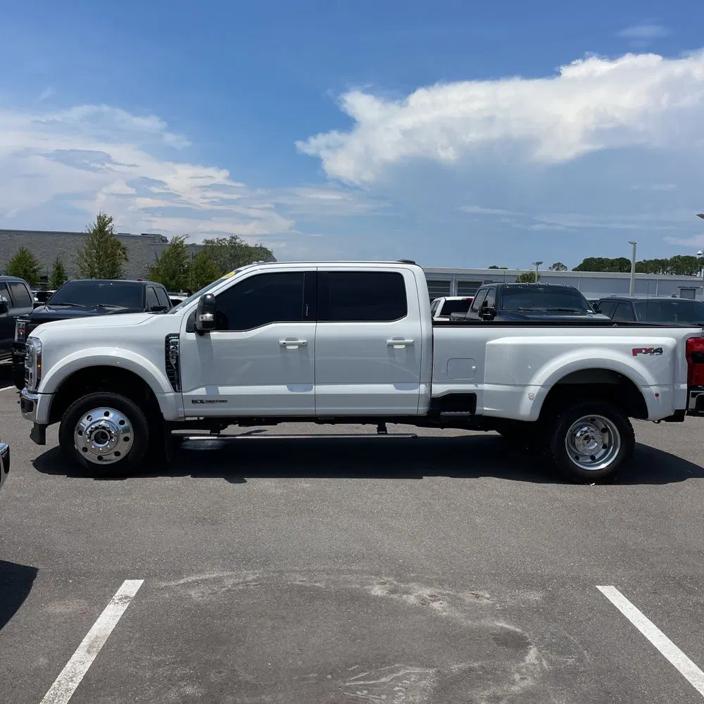 2024 Ford F-450 Super Duty Lariat