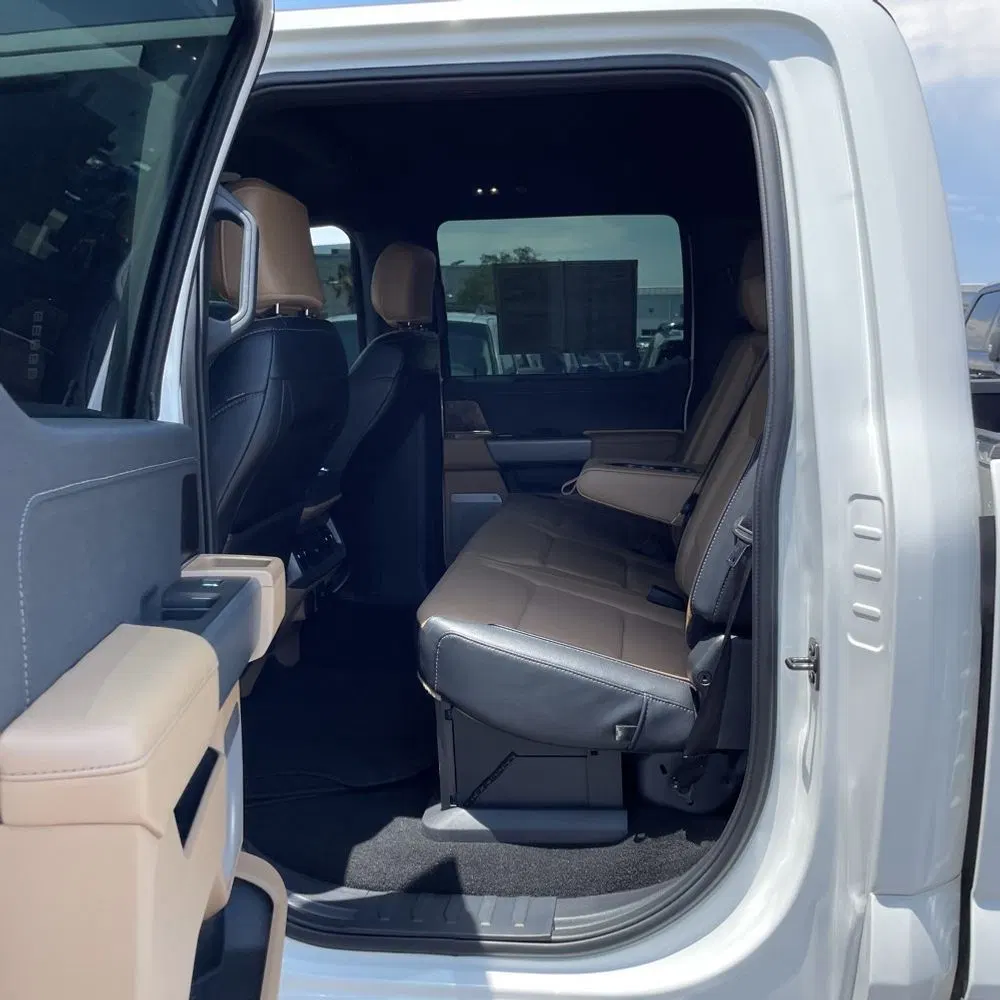2024 Ford F-450 Super Duty Lariat