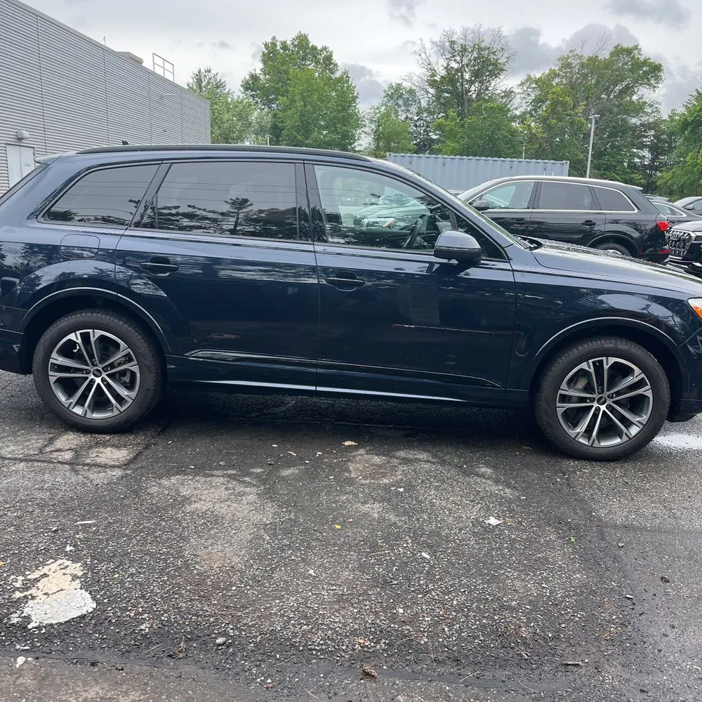 2025 Audi Q7 Premium Plus 45